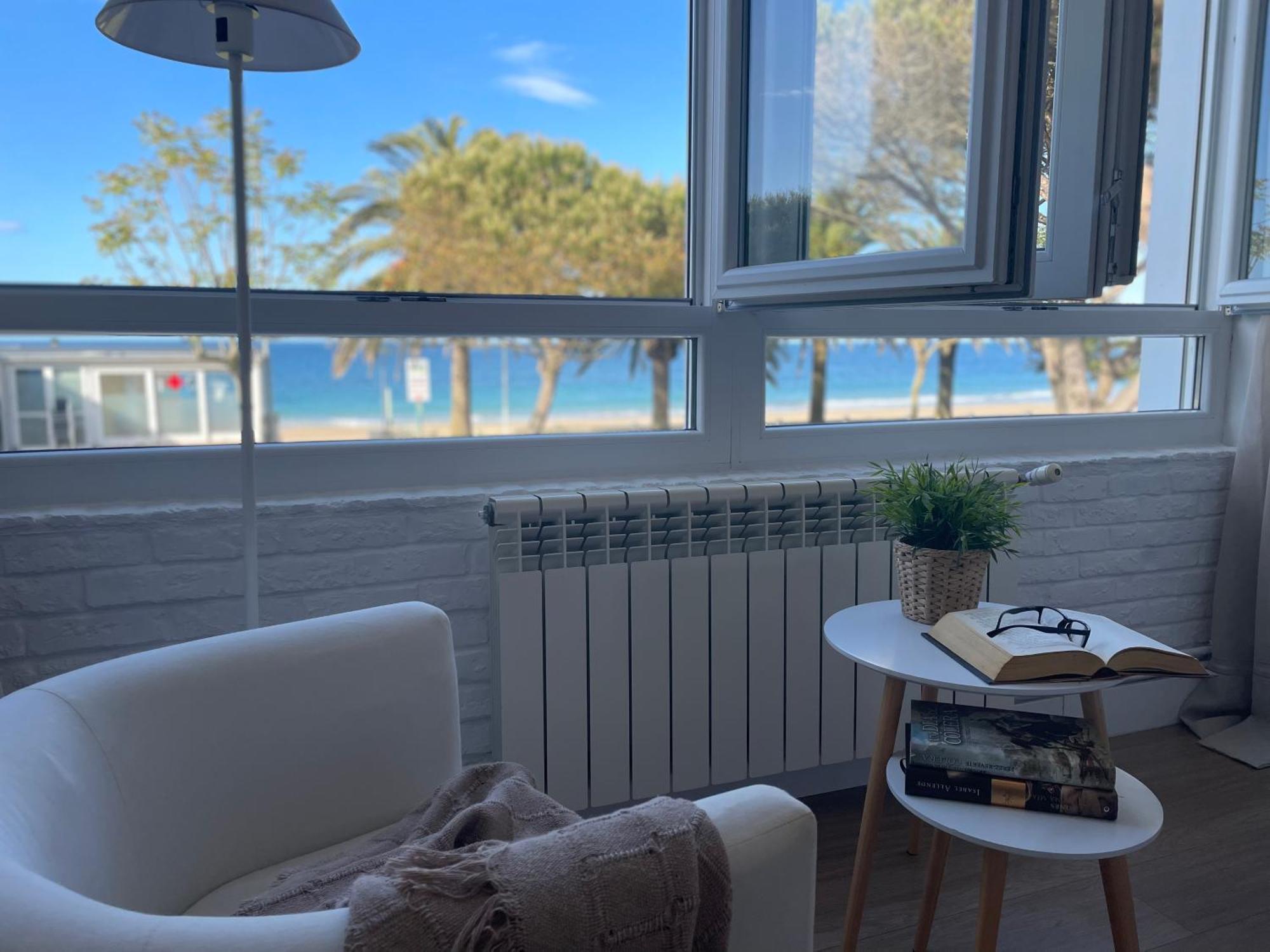 Apartamento Comillas Beach エクステリア 写真