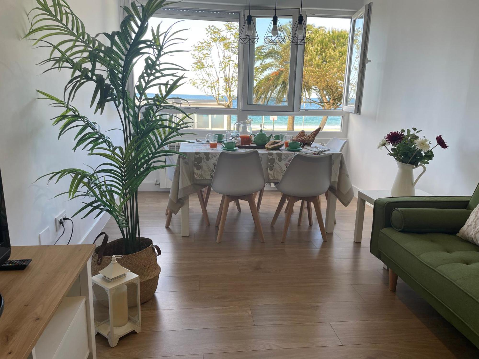 Apartamento Comillas Beach エクステリア 写真